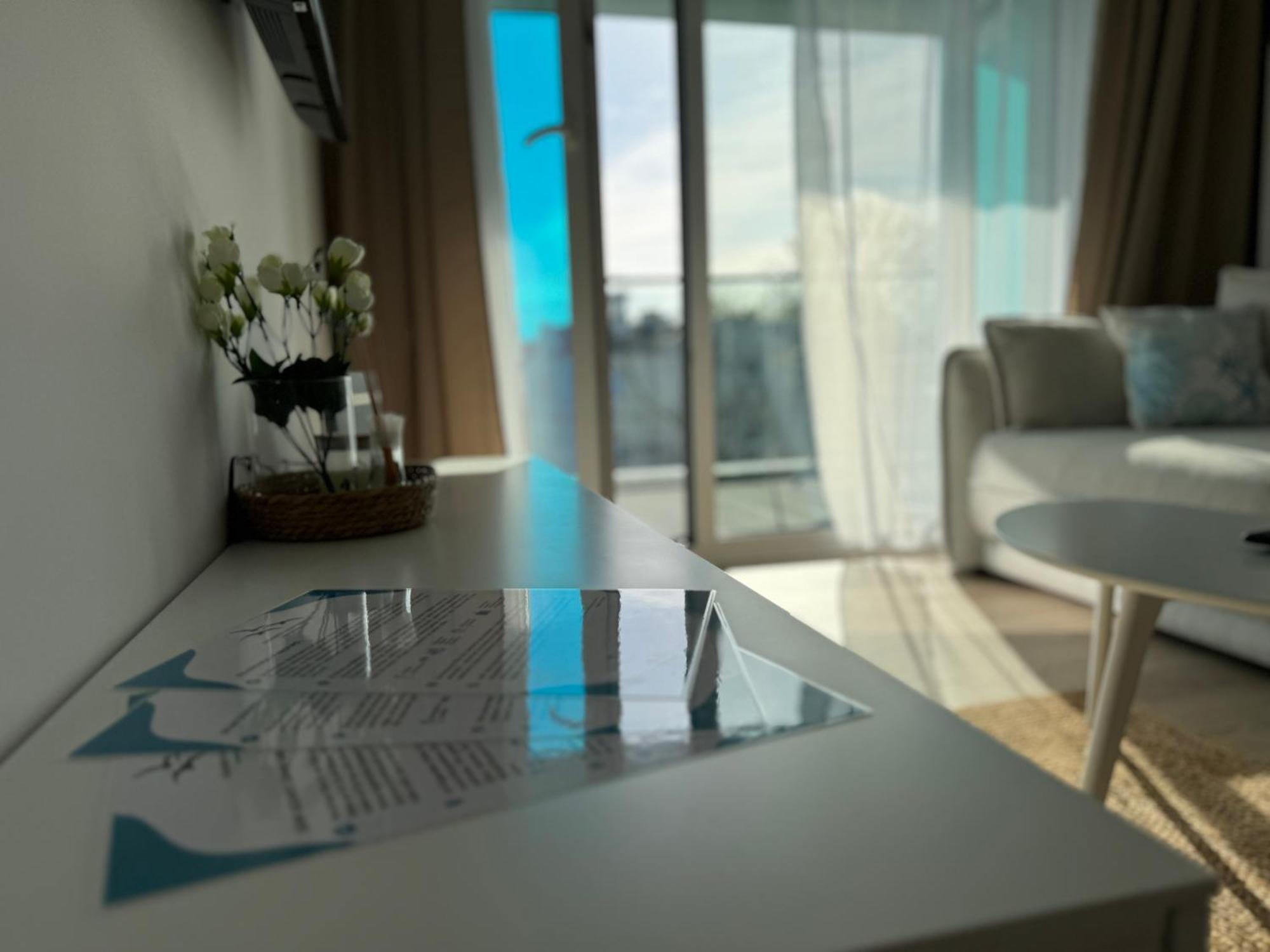 4Summer Kolobrzeg Apartamenty White Blue Sauna & Fitness & Parking 100 Metrow Do Pieknej Szerokiej Piaszczystej Plazy, Wspanialy Widok Z Duzego Tarasu! 100 Meter Zu Einem Schoenen Breiten Sandstrand, Herrliche Aussicht Von Einer Grossen Terrasse! 외부 사진