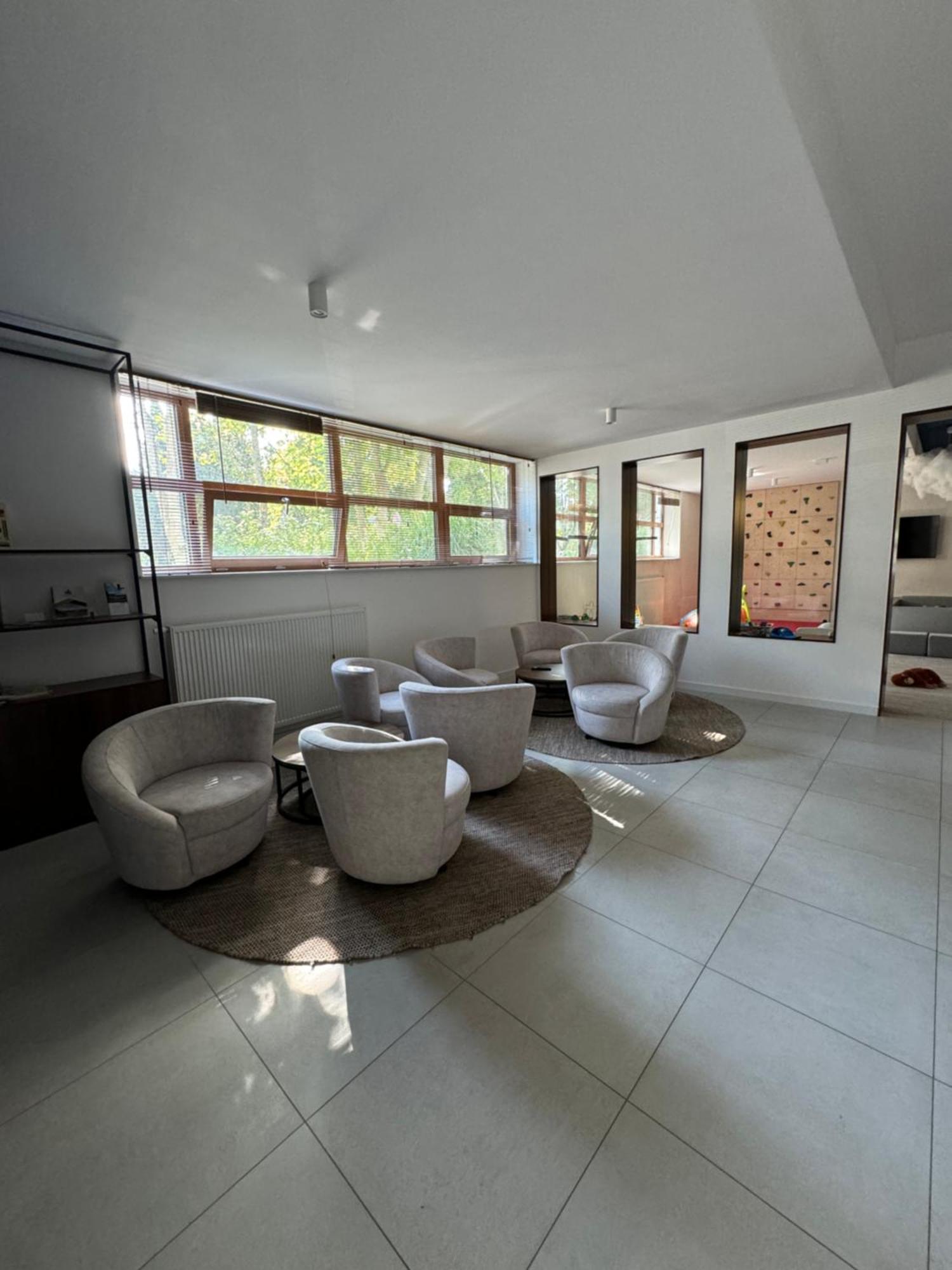 4Summer Kolobrzeg Apartamenty White Blue Sauna & Fitness & Parking 100 Metrow Do Pieknej Szerokiej Piaszczystej Plazy, Wspanialy Widok Z Duzego Tarasu! 100 Meter Zu Einem Schoenen Breiten Sandstrand, Herrliche Aussicht Von Einer Grossen Terrasse! 외부 사진