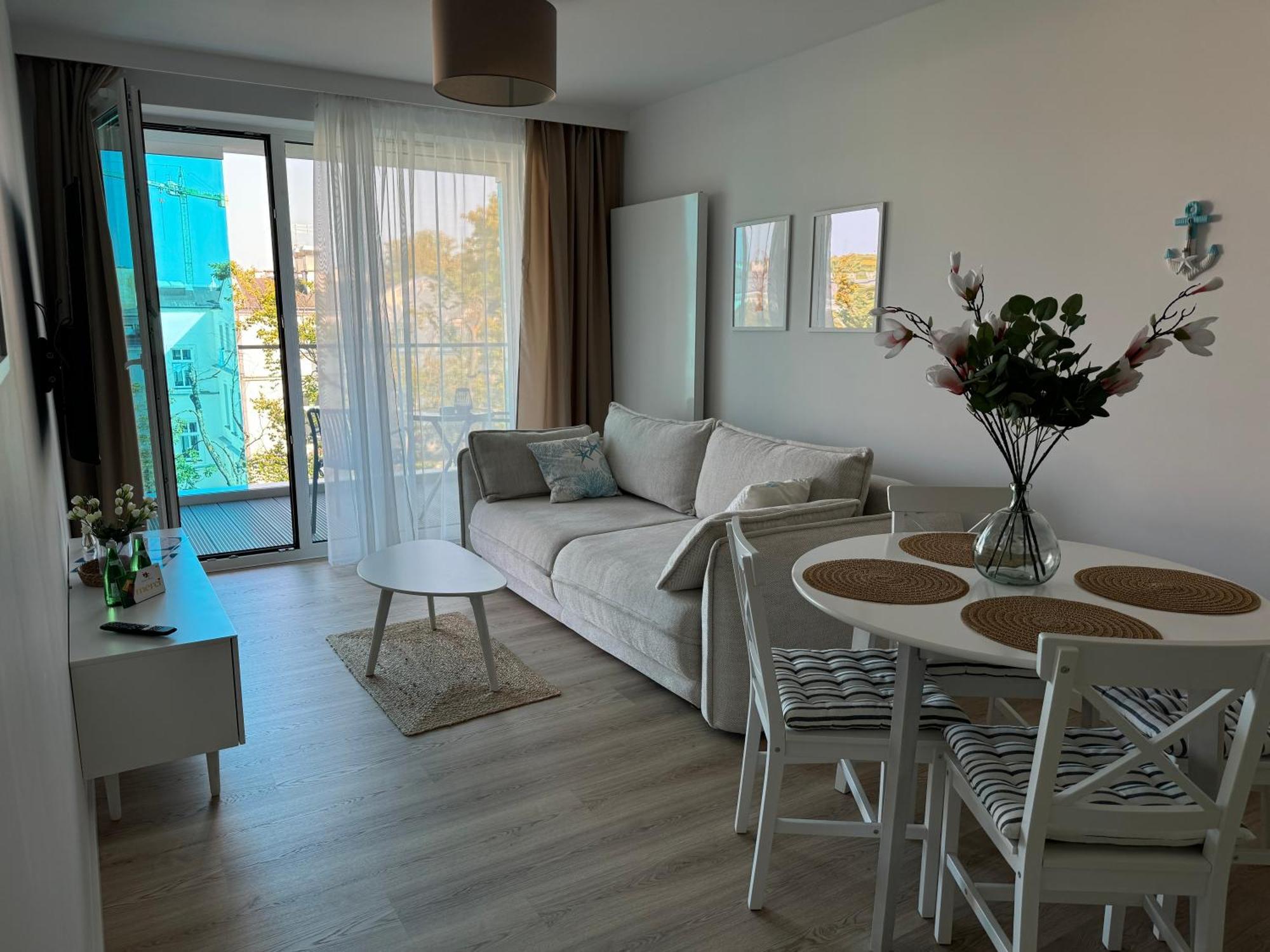 4Summer Kolobrzeg Apartamenty White Blue Sauna & Fitness & Parking 100 Metrow Do Pieknej Szerokiej Piaszczystej Plazy, Wspanialy Widok Z Duzego Tarasu! 100 Meter Zu Einem Schoenen Breiten Sandstrand, Herrliche Aussicht Von Einer Grossen Terrasse! 외부 사진